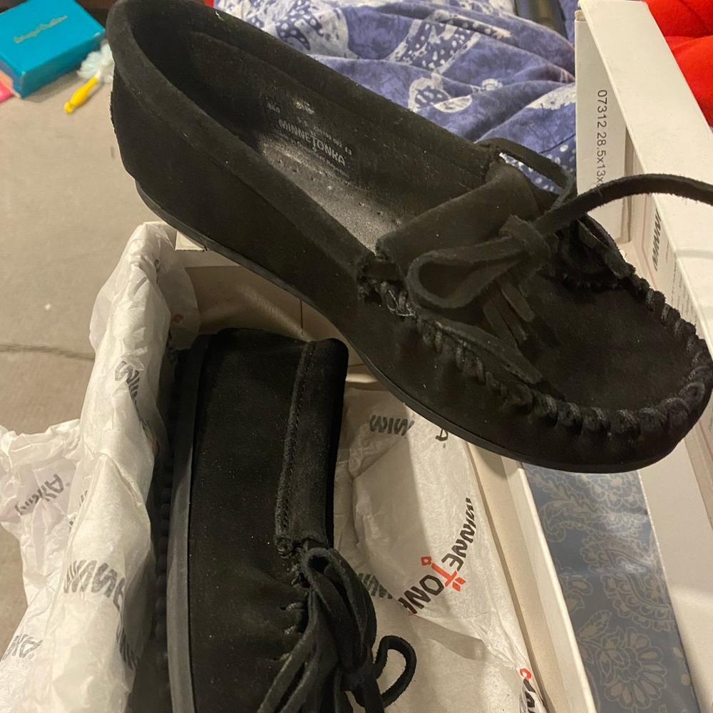 Minnetonka Kilty Hardsole Moccasins